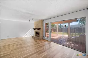 6102 Woodmoor St, San Antonio, TX 78249 - Photo 15