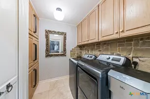 21749 Forest Waters Cir, Garden Ridge, TX 78266 - Photo 15