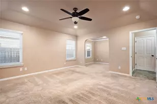 2001 Silver Spur, Belton, TX 76513 - Photo 7