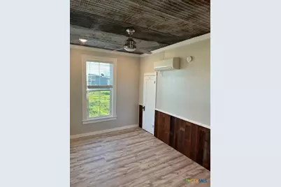 7830 Barbarossa Road, New Braunfels, TX 78130 - Photo 11