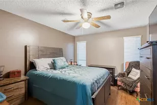 109 Queenswood Trail, Victoria, TX 77901 - Photo 9