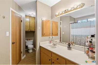 109 Queenswood Trail, Victoria, TX 77901 - Photo 11