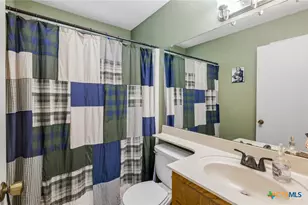 109 Queenswood Trail, Victoria, TX 77901 - Photo 13