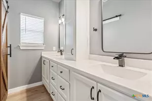 639 County Rd 101, Rogers, TX 76569 - Photo 19