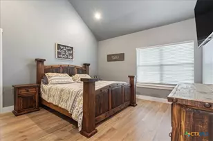 639 County Rd 101, Rogers, TX 76569 - Photo 15