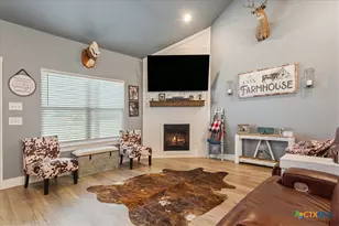 639 County Rd 101, Rogers, TX 76569 - Photo 13