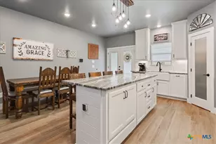 639 County Rd 101, Rogers, TX 76569 - Photo 7