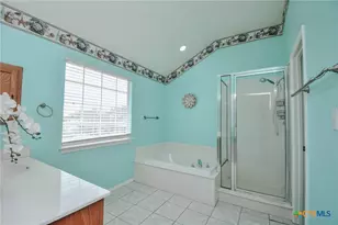 515 Bridle Ln, Victoria, TX 77904 - Photo 27