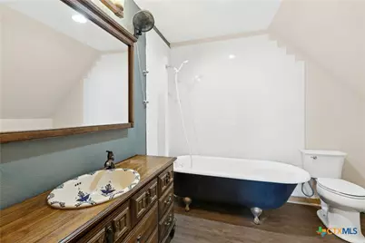 412 Woody Hollow Road, Luling, TX 78648 - Photo 21