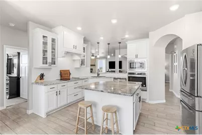 1708 Meadow Crest Drive, Salado, TX 76571 - Photo 11