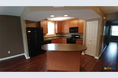 112 Rush Haven #AB, San Marcos, TX 78666 - Photo 7
