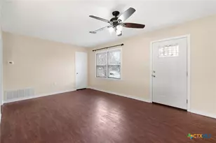 17 Matthews Dr, Lampasas, TX 76550 - Photo 7