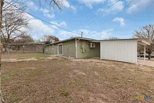 17 Matthews Dr, Lampasas, TX 76550 - Photo 3