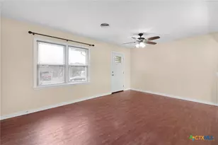 17 Matthews Dr, Lampasas, TX 76550 - Photo 9