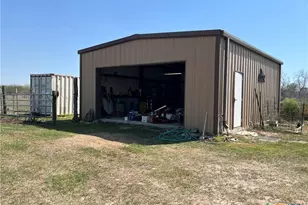 1206 Alcalde De La Bahia, Goliad, TX 77963 - Photo 9