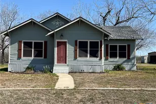 1206 Alcalde De La Bahia, Goliad, TX 77963 - Photo 13