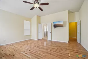 113 E Running Wolf Trail, Harker Heights, TX 76548 - Photo 21