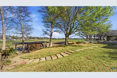 930 Lakeview Trail, Mcqueeney, TX 78123 - Photo 5