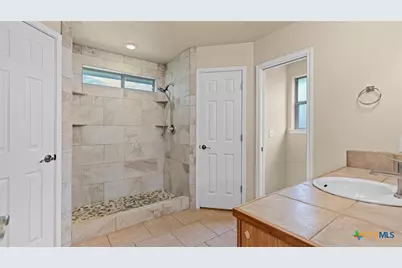 3021/3023 Douglas Fir Drive, New Braunfels, TX 78130 - Photo 13