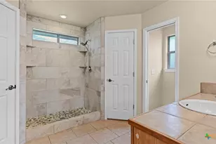 3021/3023 Douglas Fir Dr, New Braunfels, TX 78130 - Photo 13