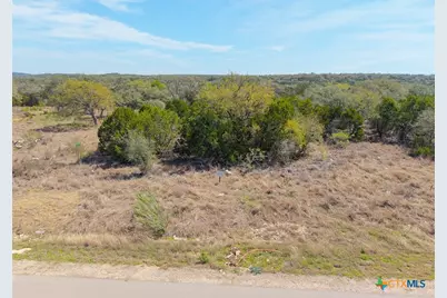 1412 Powder Ridge Rd, New Braunfels, TX 78132 - Photo 3
