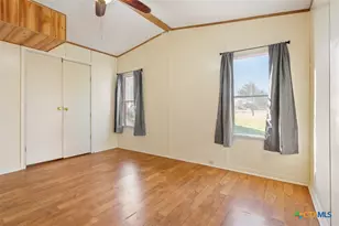 927 Alamo Rd, Cameron, TX 76520 - Photo 11