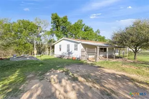 927 Alamo Rd, Cameron, TX 76520 - Photo 3