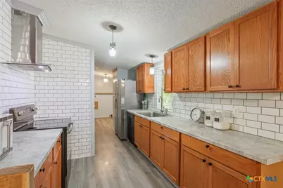 927 Alamo Road, Cameron, TX 76520 - Photo 15