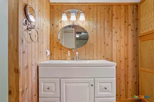 927 Alamo Rd, Cameron, TX 76520 - Photo 9