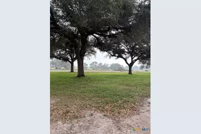 2082 Fm 318, Hallettsville, TX 77964 - Photo 5