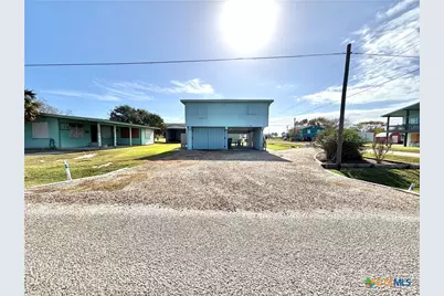 411 W Olive Avenue, Port O'Connor, TX 77982 - Photo 23