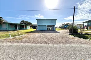 411 W Olive Ave, Port O'Connor, TX 77982 - Photo 23