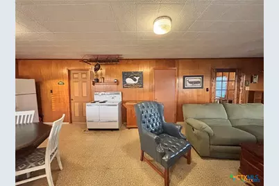 411 W Olive Avenue, Port O'Connor, TX 77982 - Photo 15