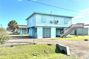 411 W Olive Ave, Port O'Connor, TX 77982 - Photo 1