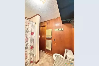 411 W Olive Avenue, Port O'Connor, TX 77982 - Photo 35
