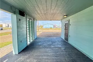 411 W Olive Ave, Port O'Connor, TX 77982 - Photo 41