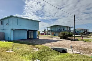 411 W Olive Ave, Port O'Connor, TX 77982 - Photo 33