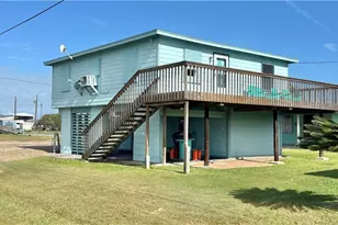 411 W Olive Ave, Port O'Connor, TX 77982 - Photo 21