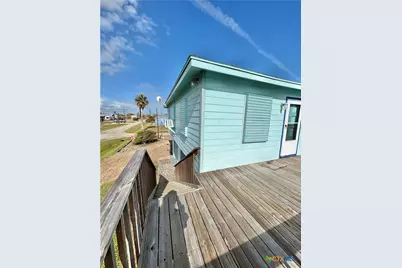 411 W Olive Avenue, Port O'Connor, TX 77982 - Photo 3