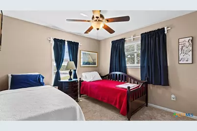 8010 Devonshire Drive, Spring Branch, TX 78070 - Photo 19