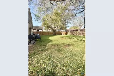 109 Park Place, Port Lavaca, TX 77979 - Photo 21