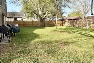 109 Park Pl, Port Lavaca, TX 77979 - Photo 21