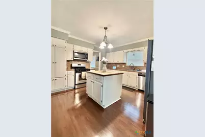 109 Park Place, Port Lavaca, TX 77979 - Photo 9