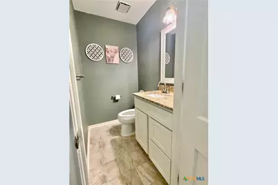 109 Park Place, Port Lavaca, TX 77979 - Photo 7