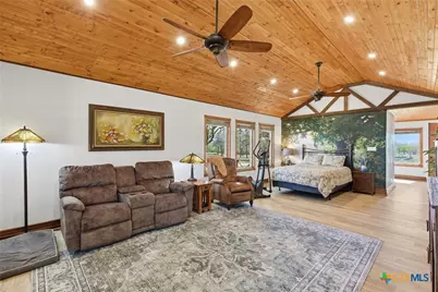 18335 Fm 86, Red Rock, TX 78662 - Photo 15