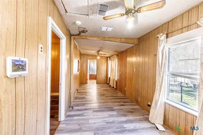 921 Robertson Street, Gonzales, TX 78629 - Photo 19