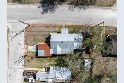 921 Robertson Street, Gonzales, TX 78629 - Photo 31