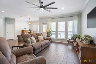 4021 Aransas Dr, Belton, TX 76513 - Photo 9