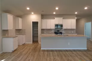 554 Blue Stem Rd, New Braunfels, TX 78130 - Photo 13