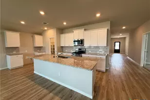 554 Blue Stem Rd, New Braunfels, TX 78130 - Photo 3